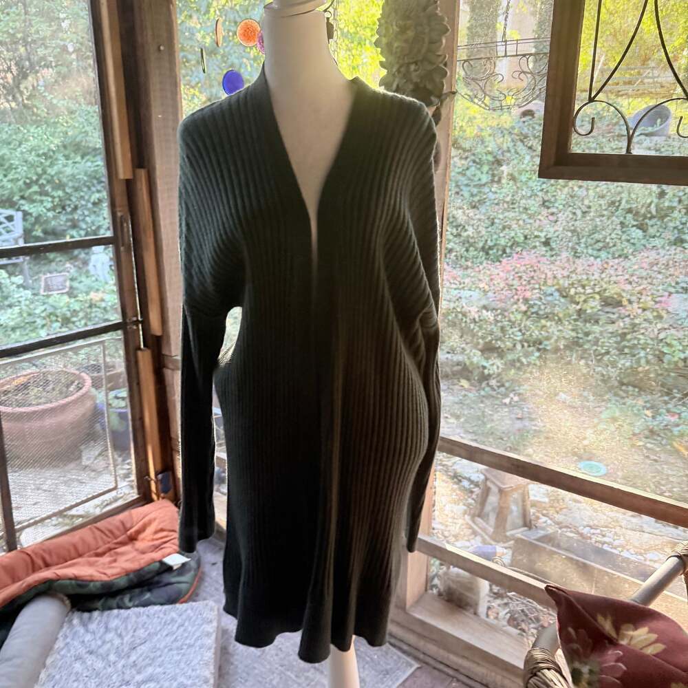 Eileen Fisher - Picture 4 of 9